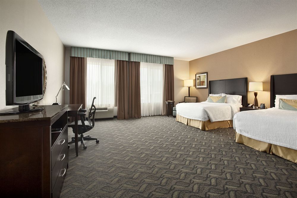 Hilton Garden Inn Silver Spring White Oak Dış mekan fotoğraf